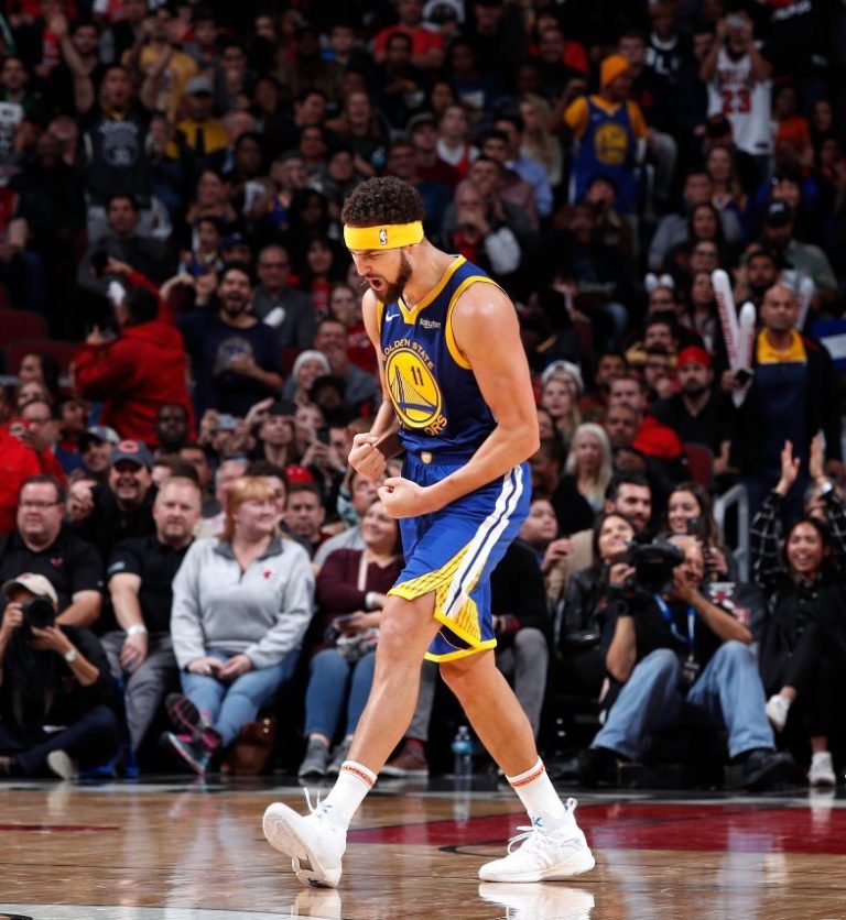 Video: Klay Thompson Hits NBA Record 14 Threes On The Way To 52 Points ...