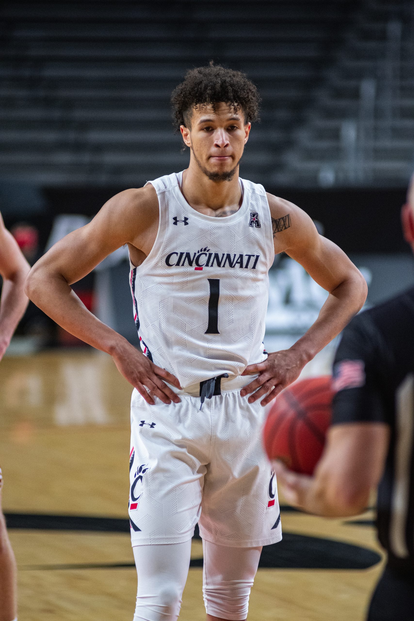 Zach Harvey Signs with Cincinnati - University of Cincinnati Athletics